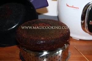Торт "Шоколад на кипятке" в мультиварке Moulinex cook4me