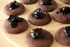 шоколадное печенье с черносливом