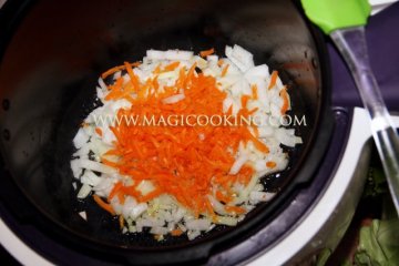 Борщ в мультиварке Moulinex Cook4Me