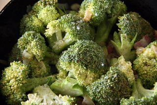 брокколи в вине