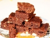 Брауни с орехами и изюмом