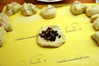 Булочки с ореховой и шоколадной пастой