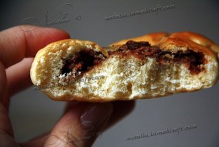 Булочки с ореховой и шоколадной пастой
