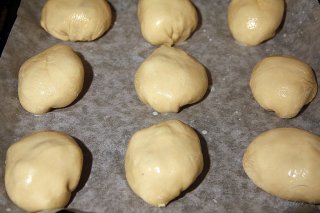 булочки с черешней