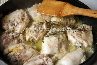 Курица с фасолью