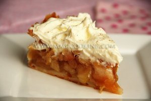 Немецкий яблочный торт с кремом