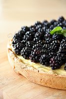 Пирог с ежевикой