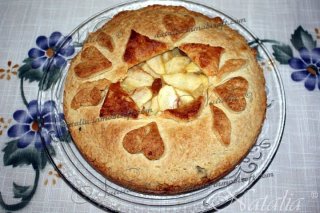 закрытый яблочный пирог