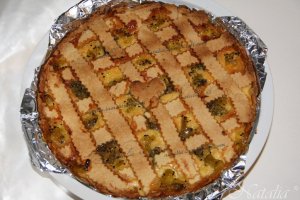 Кростата с творогом и вареньем