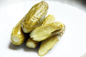 Маринованные огурцы