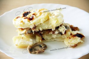 Картофель запеченный с грибами
