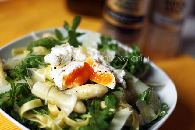 Тальятелле со спаржей