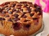 Ореховый пирог со сливами