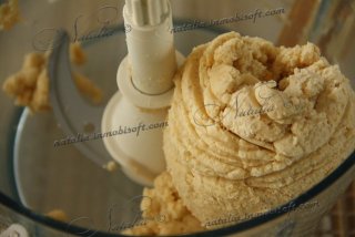 Кростата с ягодами и кремом