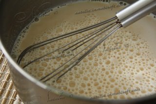 Кростата с ягодами и кремом