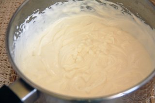 творожно-клубничный десерт