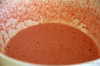 творожно-клубничный десерт