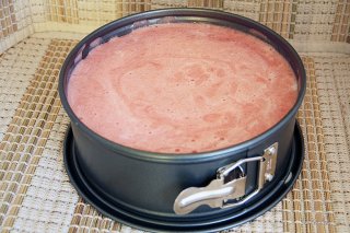 творожно-клубничный десерт