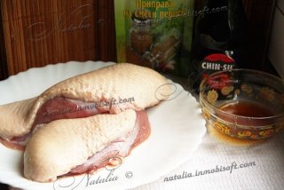 Утиная грудка с клюквенным соусом