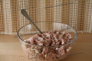 Тефтели "Ежики" в соусе