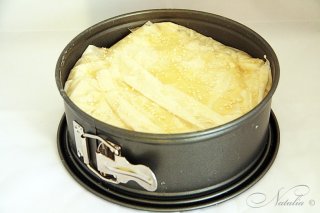 erbazzone или пирог со шпинатом и рикоттой