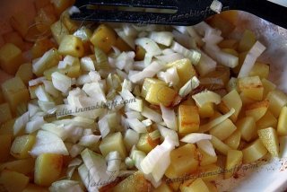 Гуляш куриный