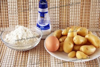 Картофельный пирог со спаржей