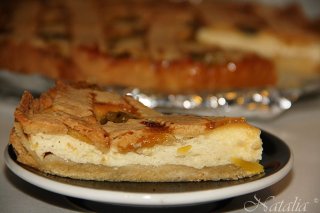 Кростата с творогом и вареньем