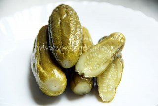 Маринованные огурцы