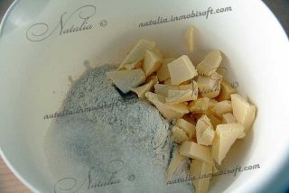 Millionaire bars with nuts