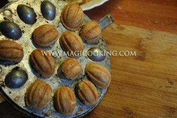 Орешки со сгущенкой