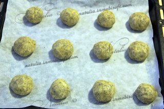 Печенье на желтках с маком