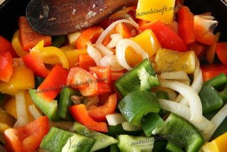 Пепероната со свининой