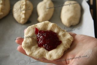 Пирожки как пух с малиной