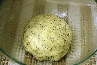 плюшки с маком и пудингом