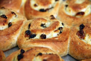 плюшки с маком и пудингом