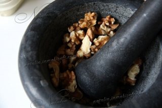 Грибы портобелло с орехами