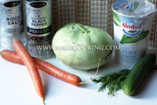 Салат с капустой кольраби