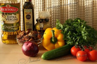 салат Panzanella