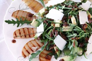 салат руккола и груша