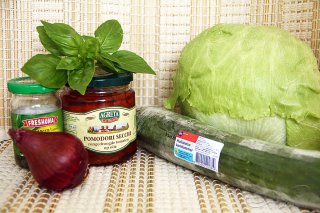 салат с вялеными помидорами