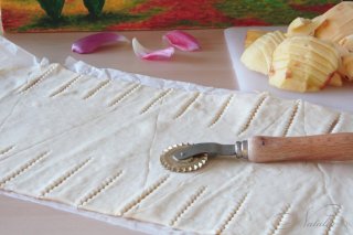 плетенка с яблоками