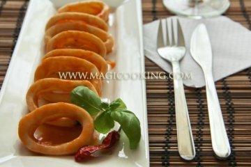 Кальмары в томатном соусе в мультиварке Moulinex cook4me