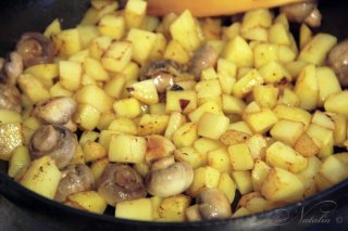 Свинина в горшочке