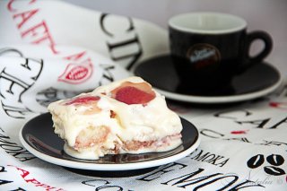 клубничное тирамису