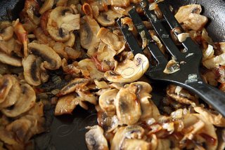 Картофель запеченный с грибами