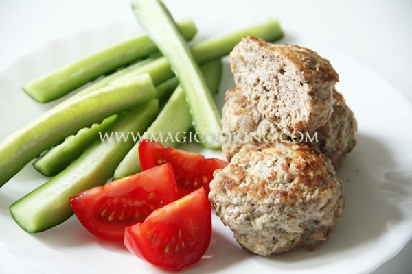 kotlety, kurinye, govjazh'i, kurino-govjazh'i, farsh, kak prigotovit', otvarit', pozharit', zapech', kurinaja grudka, dieticheskie, dieta, pravil'noe pitanie, belok, uzhin, posle trenirovki, 5 razovoe pitanie, menju, silovye trenirovki, belkovyj uzhin, magija, kulinarii, v evrope, gollandija, niderlandy, utreht, amsterdam, poshagovye, recepty, s foto, fotorecepty, котлеты, куриные, говяжьи, курино-говяжьи, фарш, как приготовить, отварить, пожарить, запечь, куриная грудка, диетические, диета, правильное питание, белок, ужин, после тренировки, 5 разовое питание, меню, силовые тренировки, белковый ужин, магия, кулинарии, в европе, голландия, нидерланды, утрехт, амстердам, пошаговые, рецепты, с фото, фоторецепты, magicooking.com, magicooking