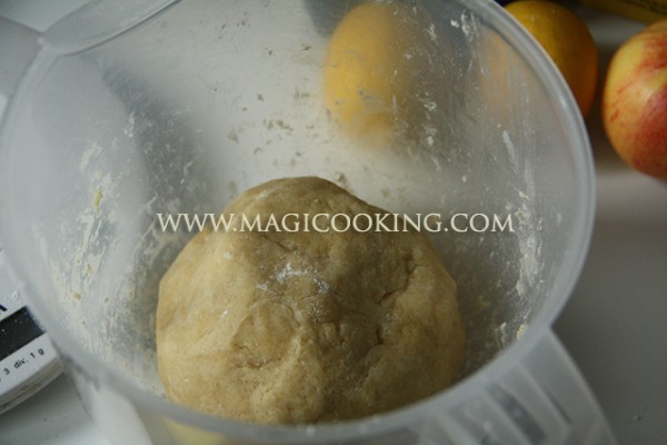 pirog, vypechka, limonnyj, tart, tort, pirozhnoe, limonnyj pirog, limonnaja, nachinka, jablochnaja, jablochno-limonnaja, krahmal, muka, sahar, pesochnoe, testo, s jajcom, pesochnyj korzh, pesochnyj pirog, poshagovye, recepty, s foto, vkusno, prosto, mamin, babushkin, domashnij, paj, lemon paj, bystro, profilaktika prostudy, immunitet, chto prigotovit' s limonom, magija, kulinarii, v evrope, gollandija, niderlandy, utreht, amsterdam, magicooking.com, magicooking, пирог, выпечка, лимонный, тарт, торт, пирожное, лимонный пирог, лимонная, начинка, яблочная, яблочно-лимонная, крахмал, мука, сахар, песочное, тесто, с яйцом, песочный корж, песочный пирог, пошаговые, рецепты, с фото, вкусно, просто, мамин, бабушкин, домашний, пай, лемон пай, быстро, профилактика простуды, иммунитет, что приготовить с лимоном, магия, кулинарии, в европе, голландия, нидерланды, утрехт, амстердам,
