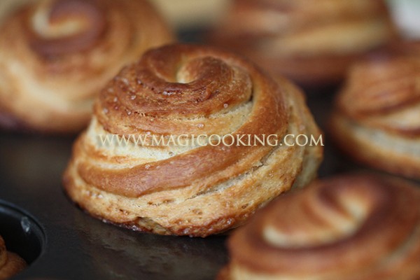 tort, vypechka, pirozhnoe, poshagovyj, recept, s foto, master klass, mk, kak ispech', diametr 20 sm, forma dlja torta, kak ukrasit', shokoladnye chipsy, glazur', magija, kulinarii, v evrope, gollandija, niderlandy, utreht, amsterdam, ideal'nyj, prostoj, vsegda poluchaetsja, samyj vkusnyj, bystryj, v mul'tivarke, prazdnichnyj, gost, magicooking.com, shokoladnyj, tort, vypechka, trjufel', slivki, pirozhnoe, krem, slivochnyj, vzbitye slivki, shokolad, molochnyj, gor'kij, ganash, trjufel'nyj krem, biskvit, poshagovyj, recept, s foto, master klass, mk, kak ispech', diametr 20 sm, forma dlja torta, kak ukrasit', shokoladnye chipsy, glazur', magija, kulinarii, v evrope, gollandija, niderlandy, utreht, amsterdam, ideal'nyj, prostoj, vsegda poluchaetsja, samyj vkusnyj, bystryj, v mul'tivarke, prazdnichnyj, gost, magicooking.com, kraffin, kraffiny, gibrid maffina i kruassana, san francisko, Mr. Holmes Bakehouse, cruffin, cruffins, maffiny, keks, sinabon, korica, sloenoe testo, nachinka, sahar s koricej, kak ispech', drozhzhevoe, testo, sloenoe, sloenoe drozhzhevoe, шоколадный, торт, выпечка, трюфель, сливки, пирожное, крем, сливочный, взбитые сливки, шоколад, молочный, горький, ганаш, трюфельный крем, бисквит, пошаговый, рецепт, с фото, мастер класс, мк, как испечь, диаметр 20 см, форма для торта, как украсить, шоколадные чипсы, глазурь, магия, кулинарии, в европе, голландия, нидерланды, утрехт, амстердам, идеальный, простой, всегда получается, самый вкусный, быстрый, в мультиварке, праздничный, гост, magicooking.com, краффин, краффины, гибрид маффина и круассана, сан франциско, Mr. Holmes Bakehouse, cruffin, cruffins, маффины, кекс, синабон, корица, слоеное тесто, начинка, сахар с корицей, как испечь, дрожжевое, тесто, слоеное, слоеное дрожжевое