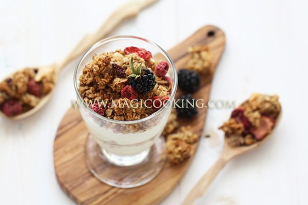 granola, mjusli, zapechennaja, suhofrukty, sushka dlja fruktov i ovoshhej, podarok, polezno, vkusno, zavtrak, jendishef, ovsjanka, gerkules, kak prigotovit' mjusli, pravil'noe pitanie, pp, dieta, detjam, orehi, korica, patoka, med, bez sahara, kokosovaja struzhka, kunzhut, semena l'na, ochishhennye semechki, hrustjashhaja granola, recept, poshagovyj, recept, foto, magija, kulinarii, v evrope, master klass, deserty, vypechka, poleznye bljuda, vkusnyj blog, bystro, гранола, мюсли, запеченная, сухофрукты, сушка для фруктов и овощей, подарок, полезно, вкусно, завтрак, эндишеф, овсянка, геркулес, как приготовить мюсли, правильное питание, пп, диета, детям, орехи, корица, патока, мед, без сахара, кокосовая стружка, кунжут, семена льна, очищенные семечки, хрустящая гранола, рецепт, пошаговый, рецепт, фото, магия, кулинарии, в европе, мастер класс, десерты, выпечка, полезные блюда, вкусный блог, быстро